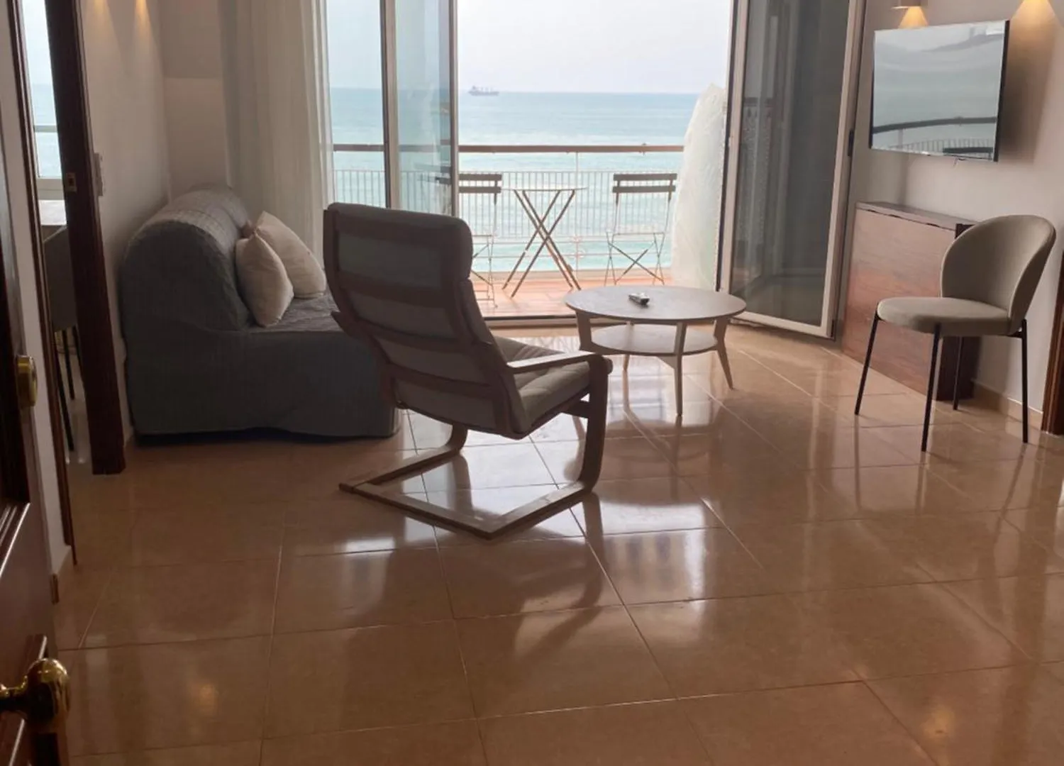 Apartamento Con Terraza Vista Al Mar Malagueta Málaga